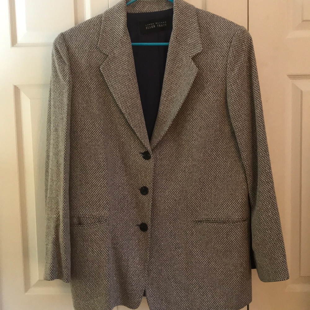 Ellen Tracey Wool Blazer with Pockets. Size 14